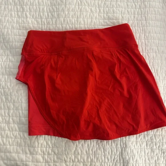 Lulu lemon Red and Pink Skirt - Picture 3 of 4